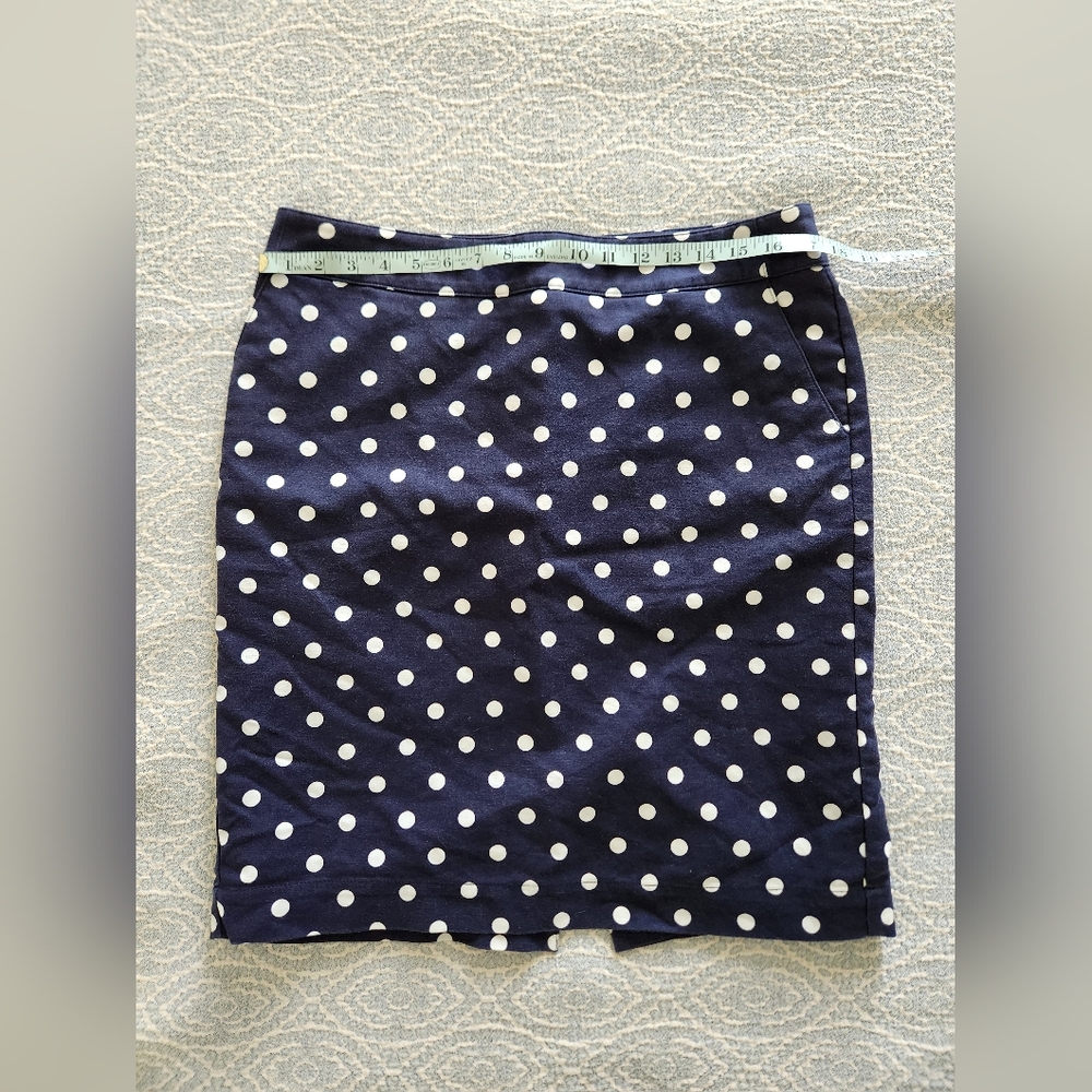 Pencil skirt size 12. Navy with white polka dot.